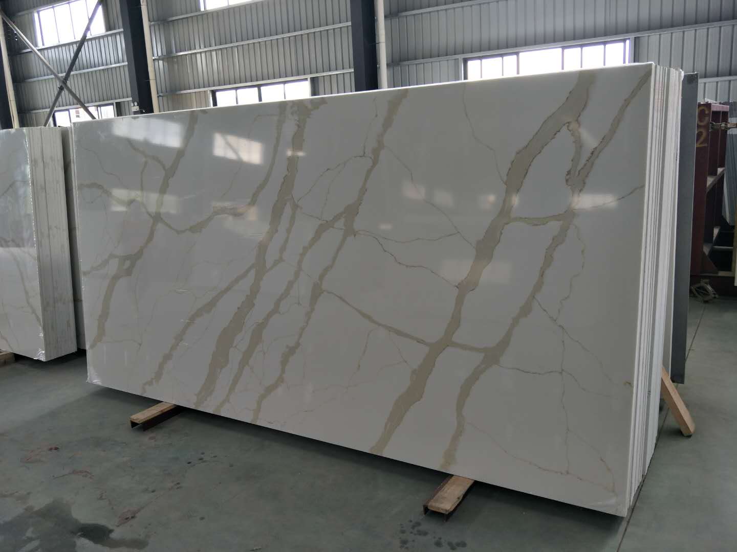 Best Calacatta Gold quartz supplier for USA market