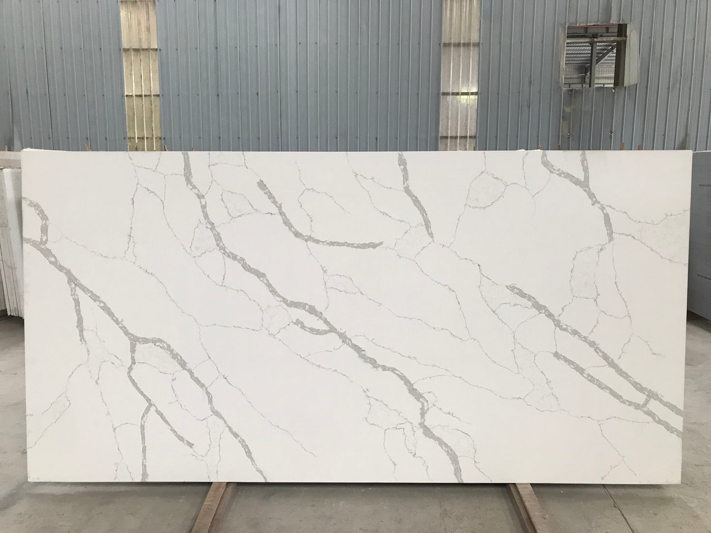 Calacatta Quartzite Slab
