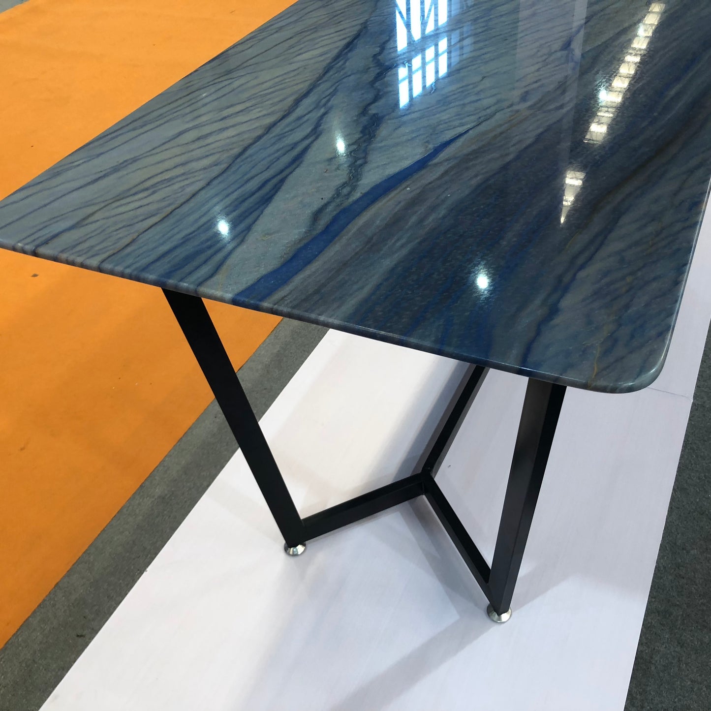 Natural Marble Dining Table Manufacturer