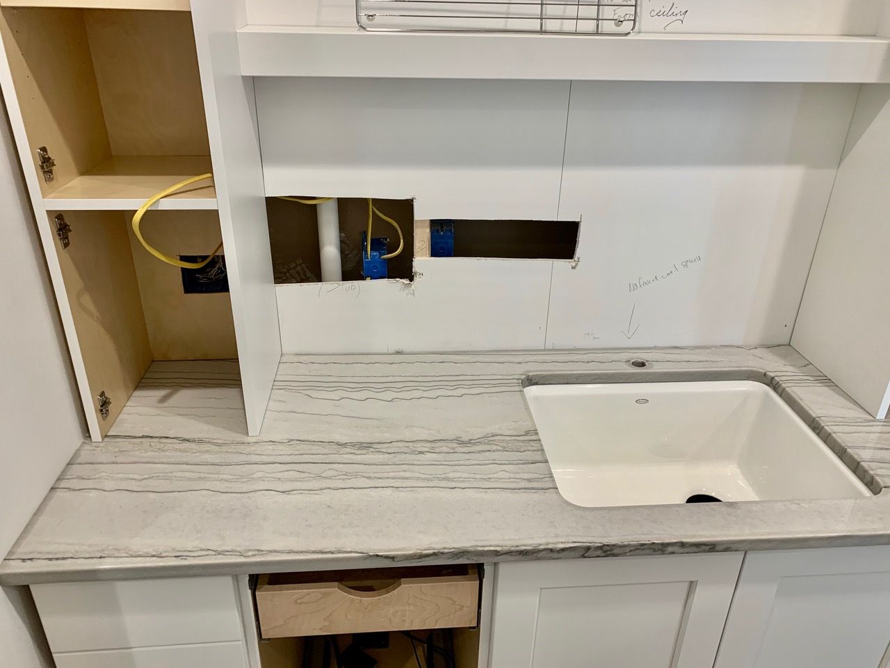 Macbeth White Quartzite