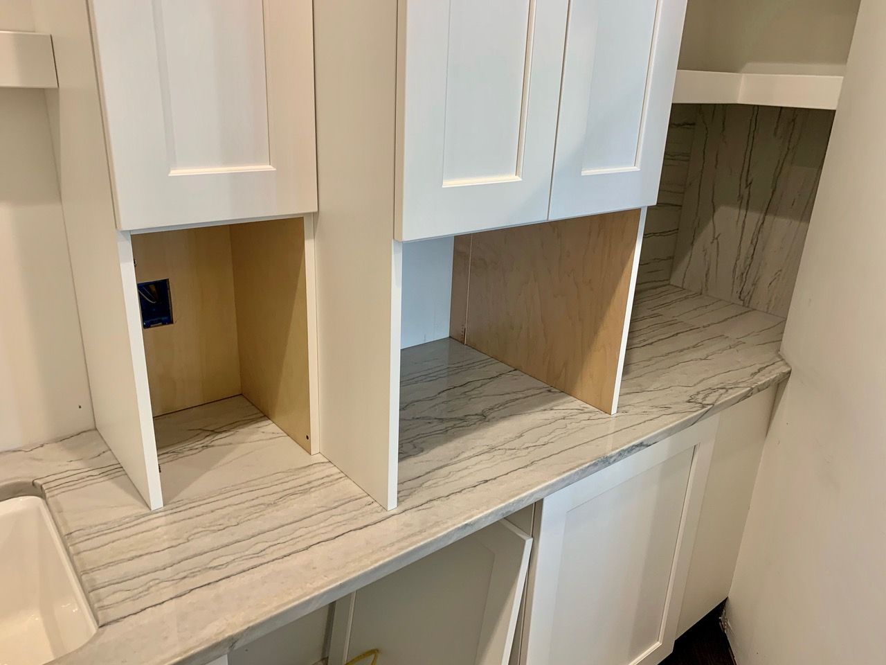 Macbeth White Quartzite