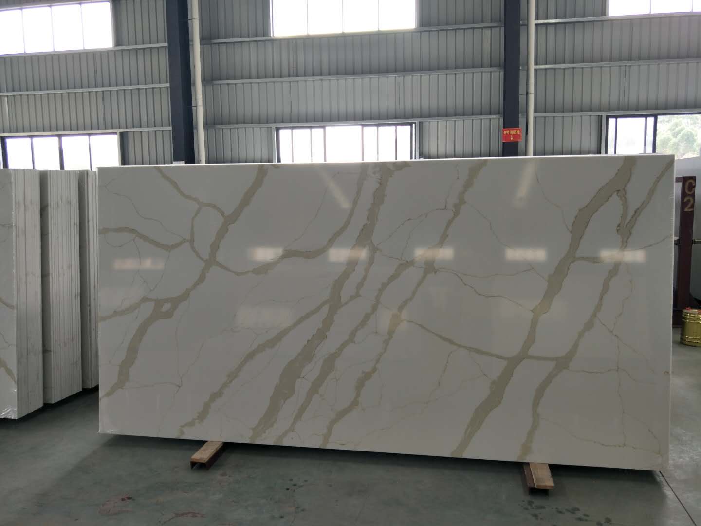 Best Calacatta Gold quartz supplier for USA market