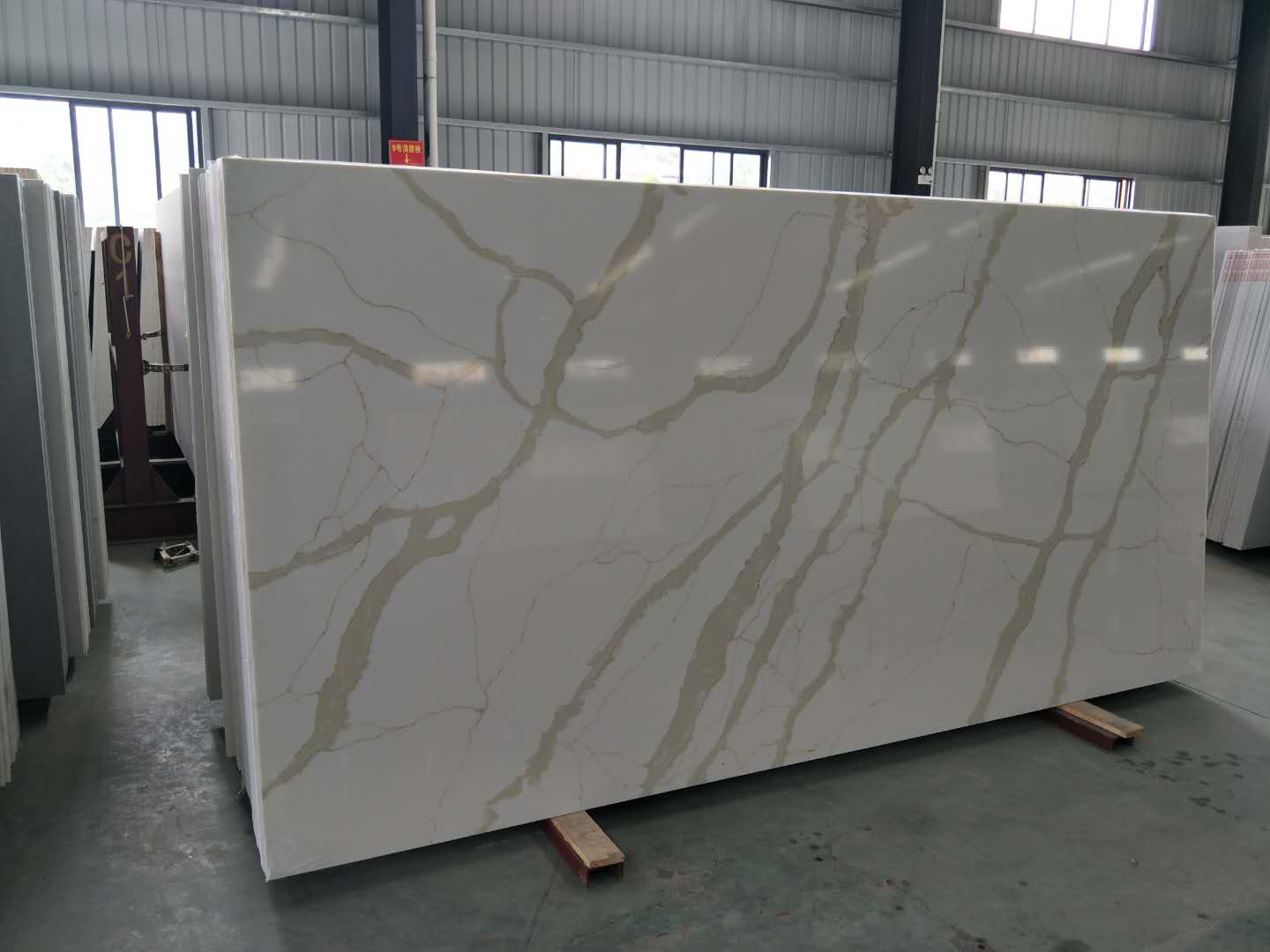 Best Calacatta Gold quartz supplier for USA market