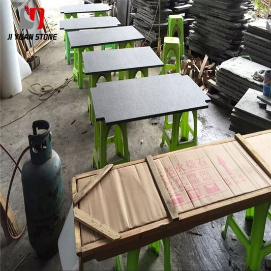 Bordillo de granito negro