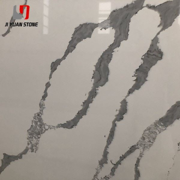 Calacatta Quartz Backsplash