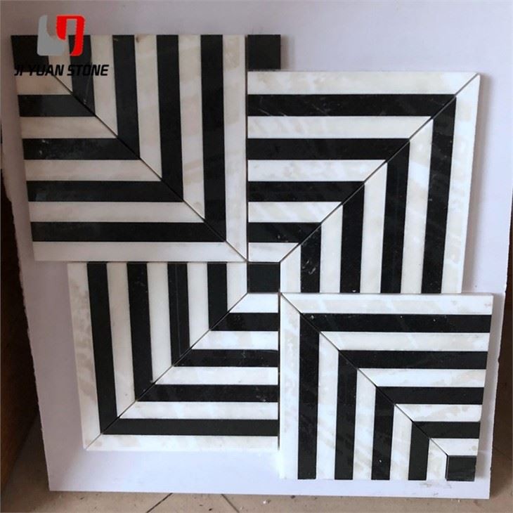 Carrelage mosaïque en pierre noir et blanc