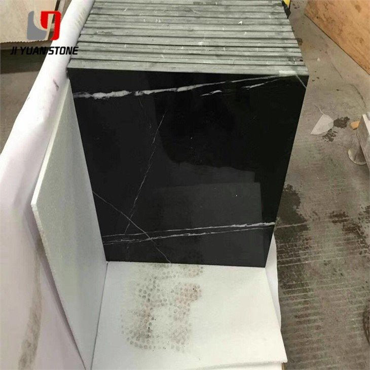 Azulejo de piso de mármol negro