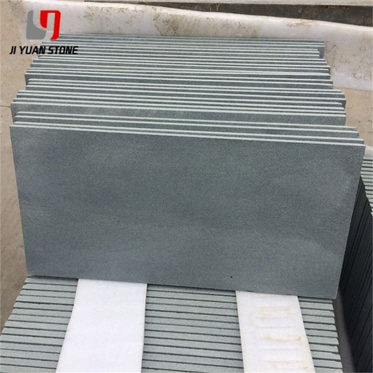 Sandstone Black Stone