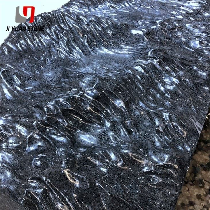 Mesa de terrazo negra