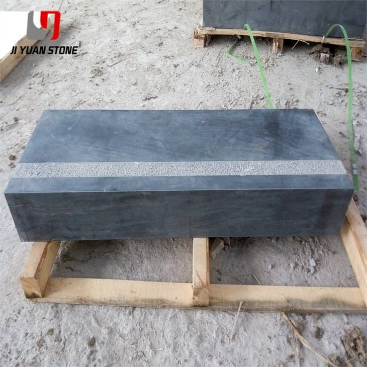 Caliza gris azulada