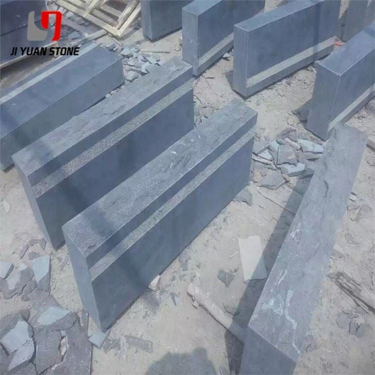 Bordillo de granito negro