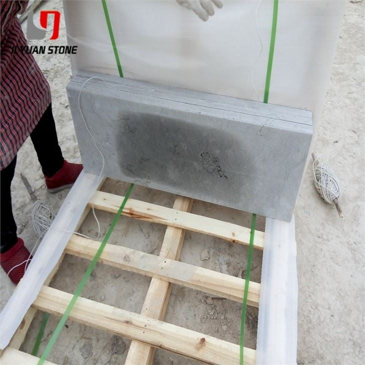 Carreaux en pierre bleue adoucie
