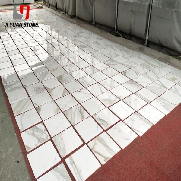 Carreaux d'or Calacatta Canada
