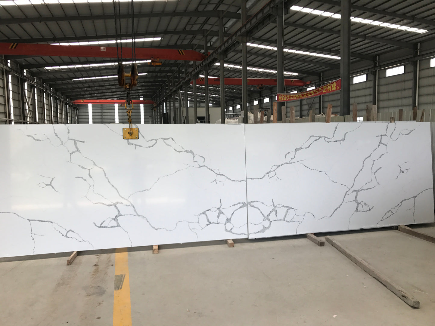 Quartz Calacatta