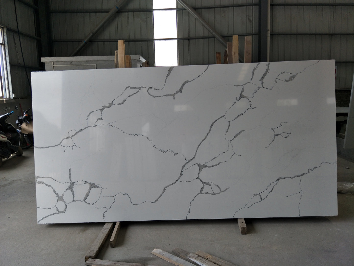 Quartz Calacatta