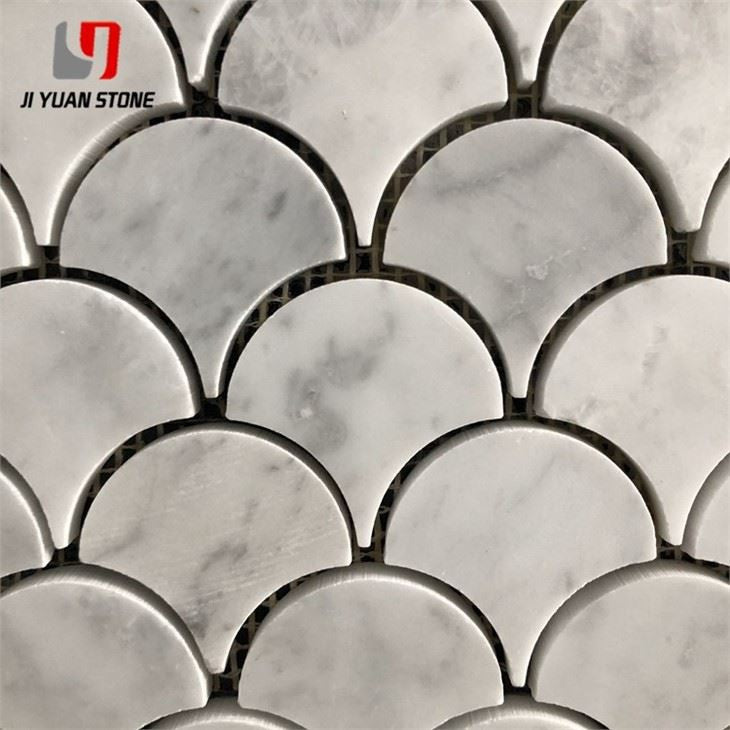Carreaux de mosaïque en marbre de Carrare