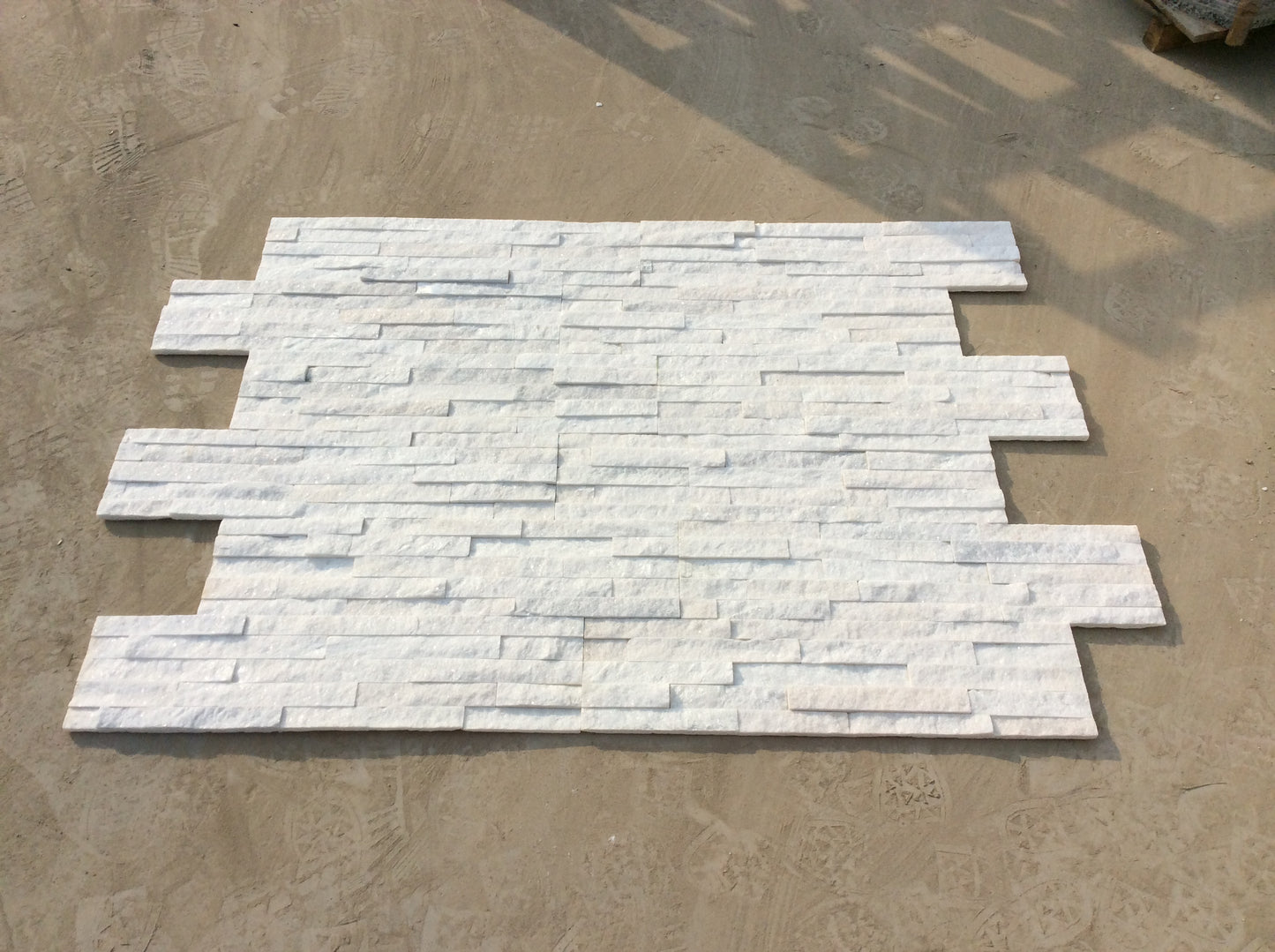 Cultured Stacked Stone Veneer