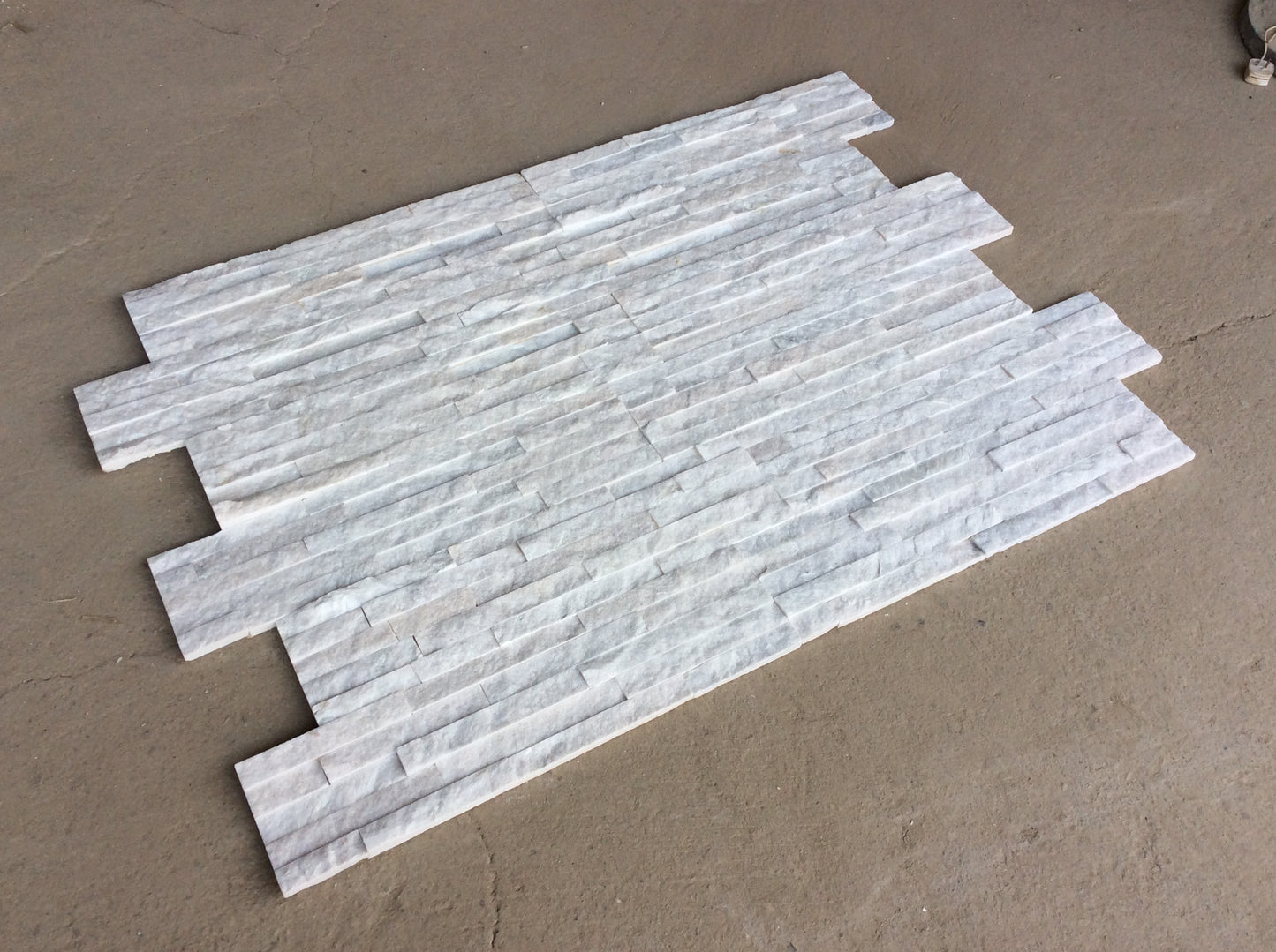 Cultured Stacked Stone Veneer