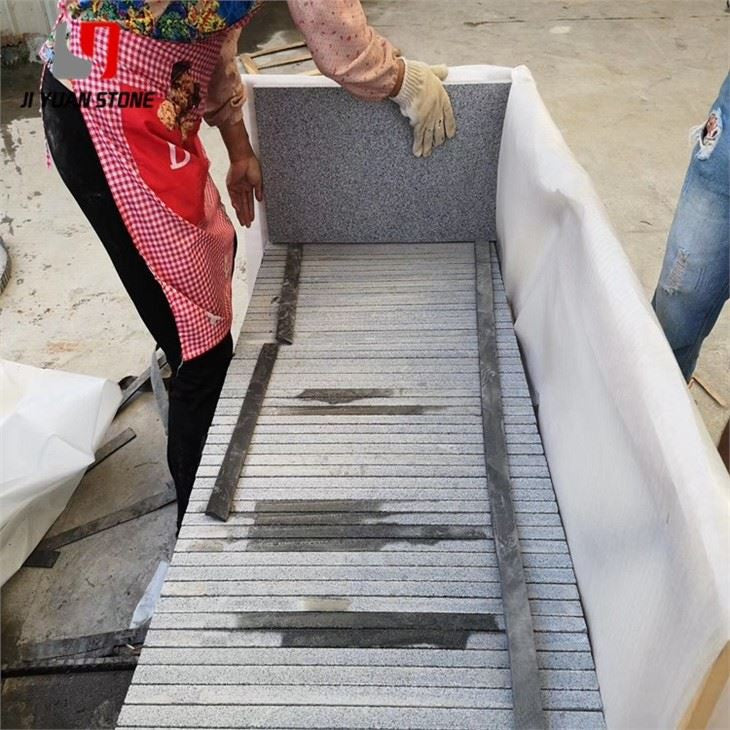 Granit brossé flammé