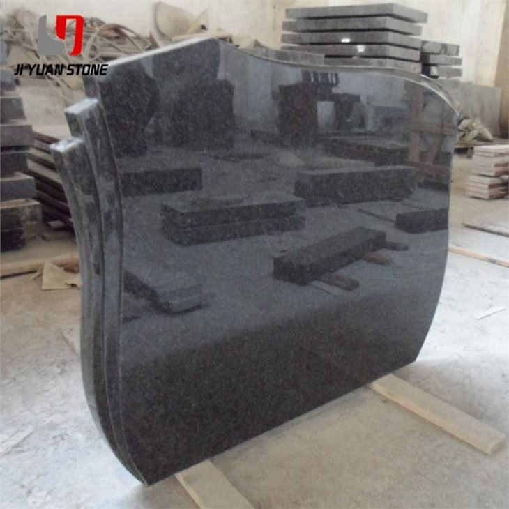 Piedra conmemorativa de granito gris