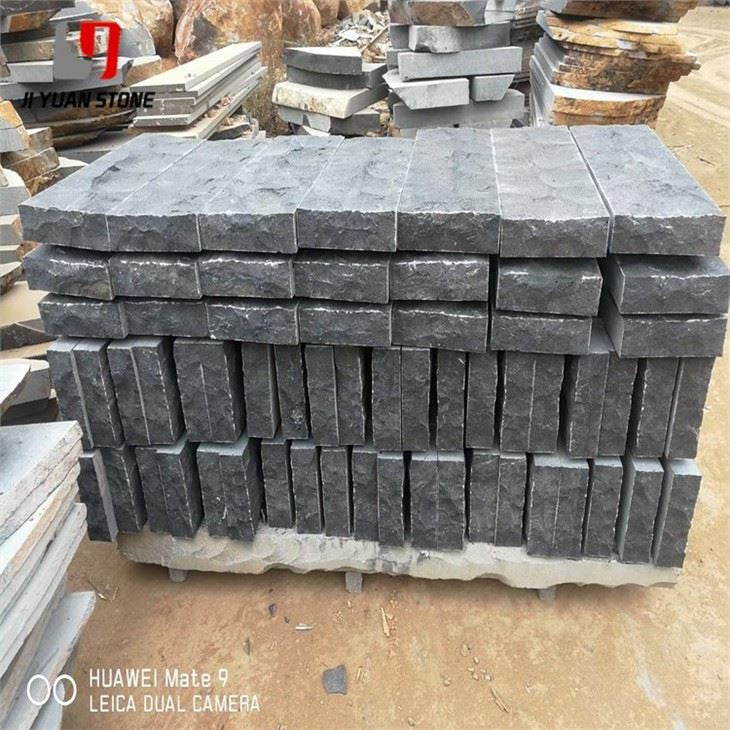 Bordillo de granito negro