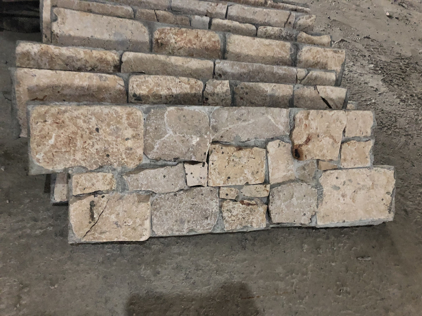 Natural Ledgestone Veneer Panels