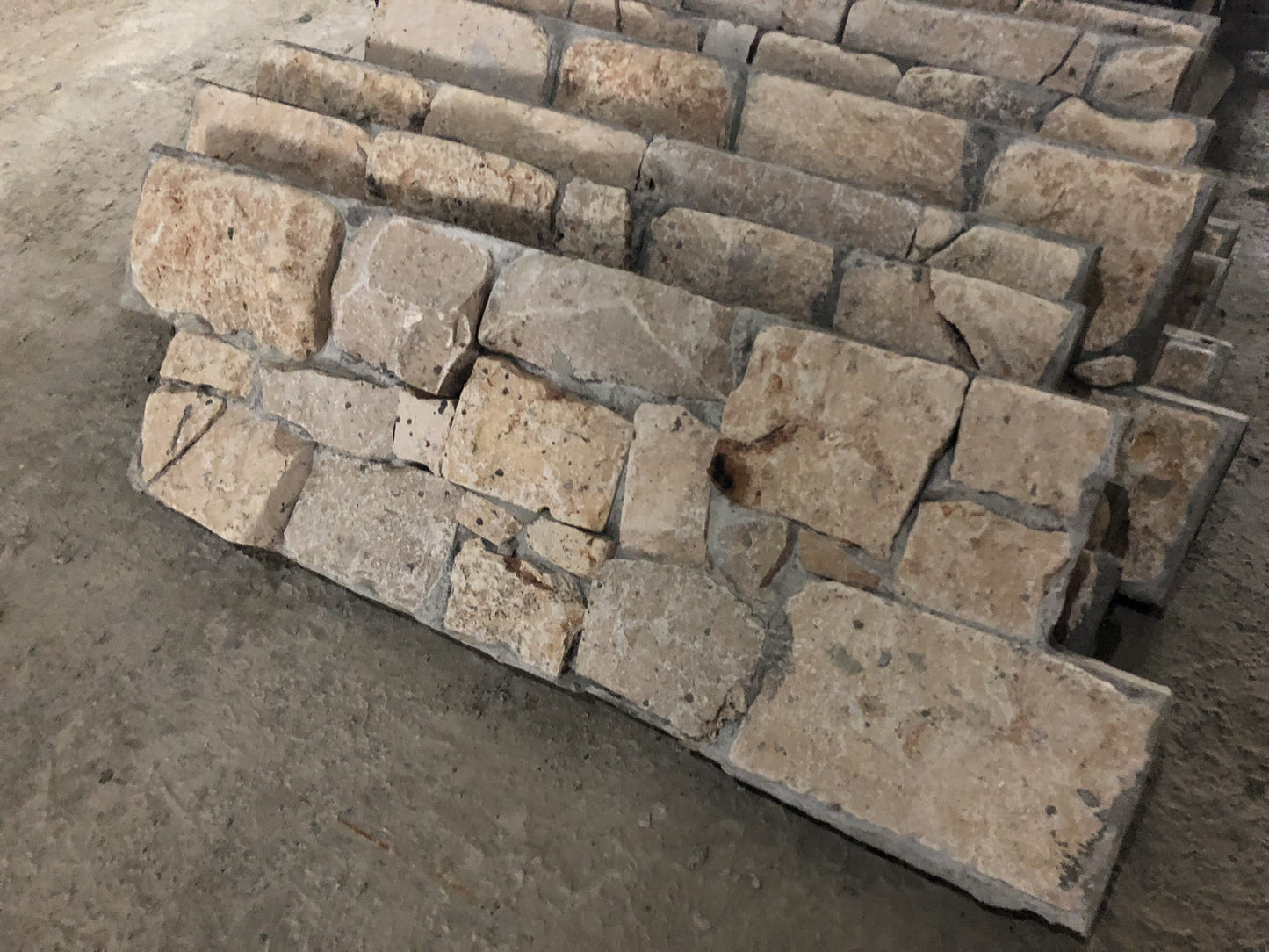 Natural Ledgestone Veneer Panels