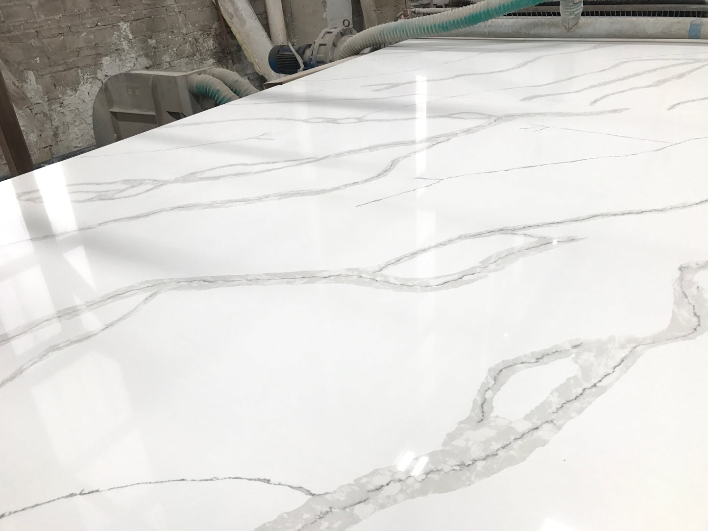Quartz Stone Slabs Supplier Canada