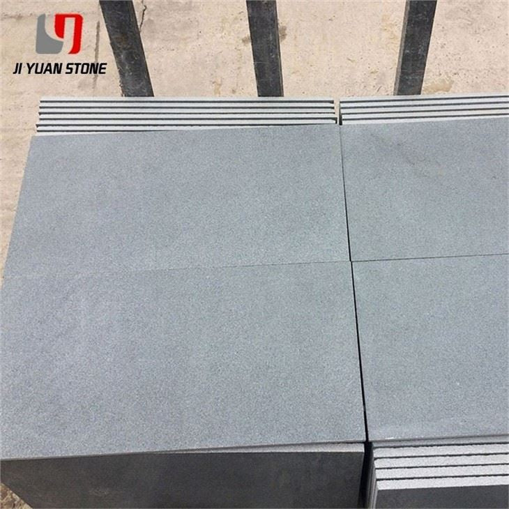 Gray Sandstone Driveway