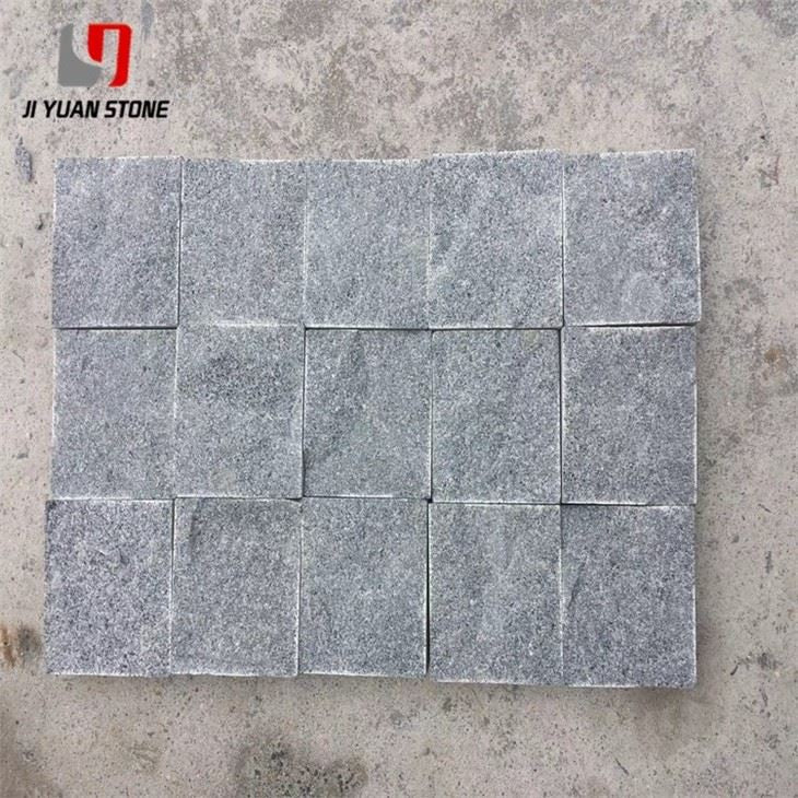 Tumbled Granite Setts