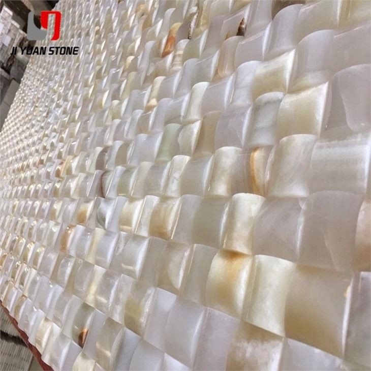 Mosaïque en onyx miel