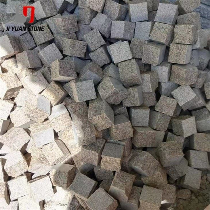 Bordillo de granito negro