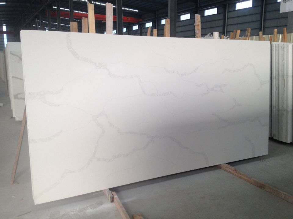 White Quartz Stone with Calacatta Veins